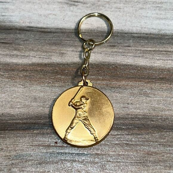 VTG 1982 Plain City Tourn Round 3D Stamped Baseball Player Brass Metal Keychain - Picture 1 of 6